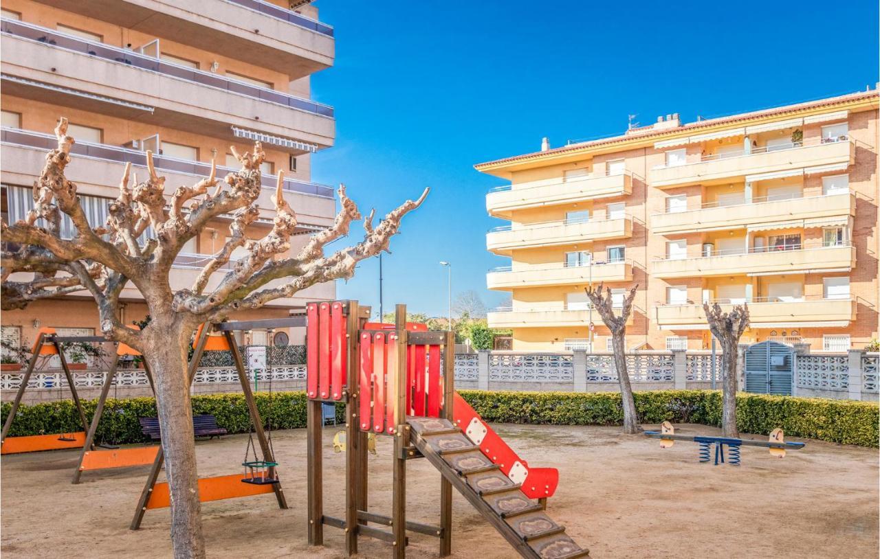 Awesome Apartment In Blanes Bagian luar foto